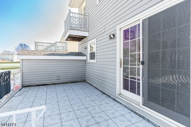 22 Schuyler Ave, Kearny Town, NJ 07032