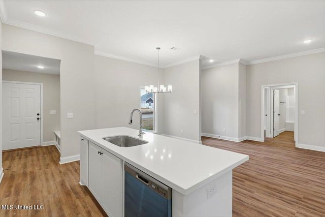 565 Patrick Farms Drive, Pearl, MS 39208