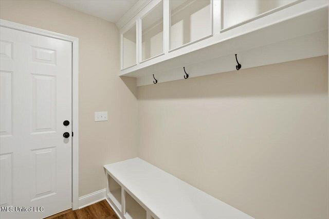 565 Patrick Farms Drive, Pearl, MS 39208