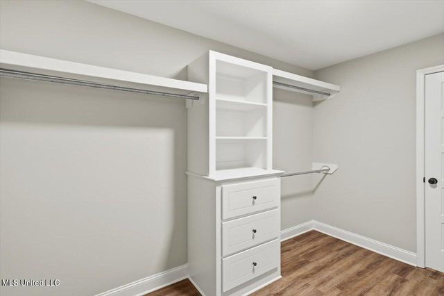 565 Patrick Farms Drive, Pearl, MS 39208