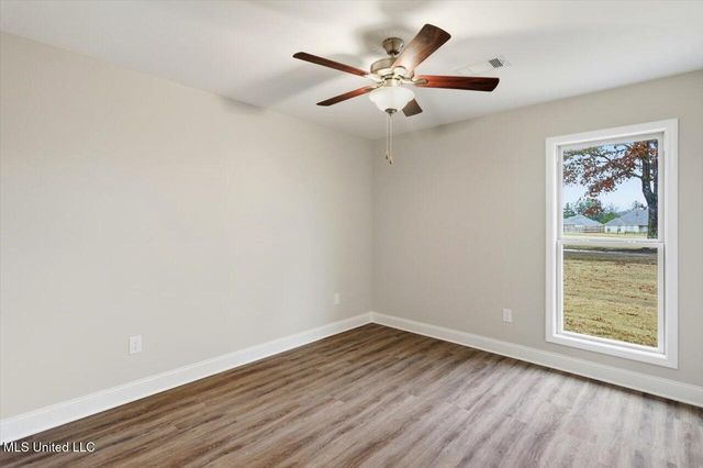 565 Patrick Farms Drive, Pearl, MS 39208