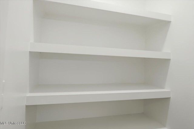 565 Patrick Farms Drive, Pearl, MS 39208