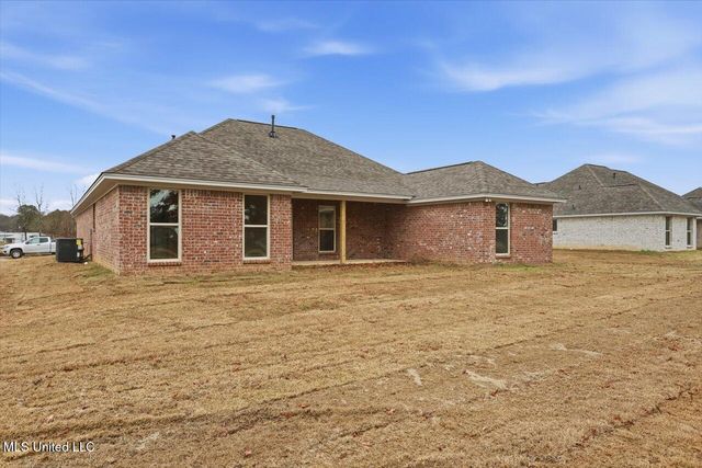 565 Patrick Farms Drive, Pearl, MS 39208
