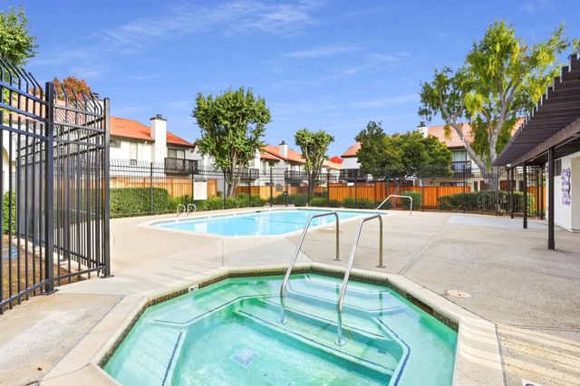 7067 Mount Vernon Way, Gilroy, CA 95020