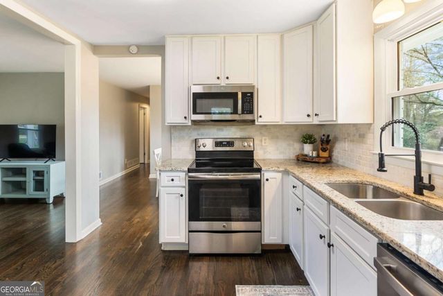 526 Concord Lane SE, Smyrna, GA 30082