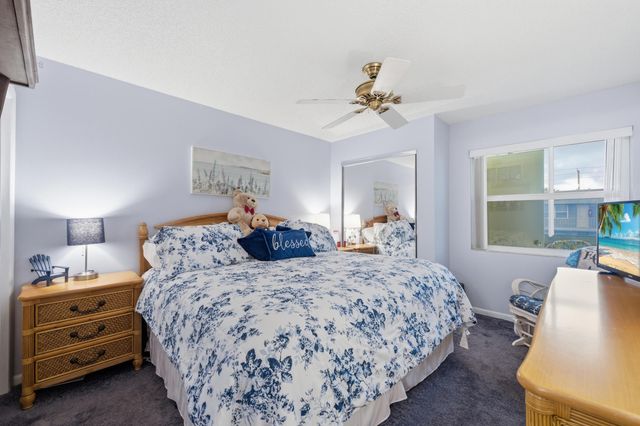 815 Flanders Q, Delray Beach, FL 33484