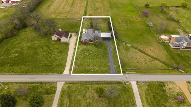 1206 Maple Hill Rd, Lebanon, TN 37087