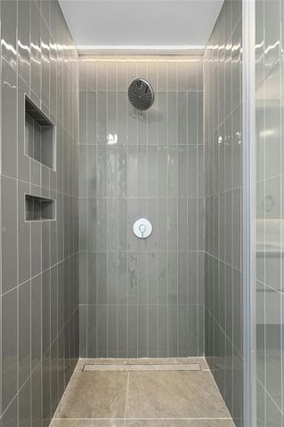 313 W 17th ST 2005, Austin, TX 78701