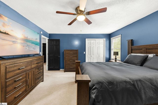 215 Bendingwood Circle, Taylors, SC 29687