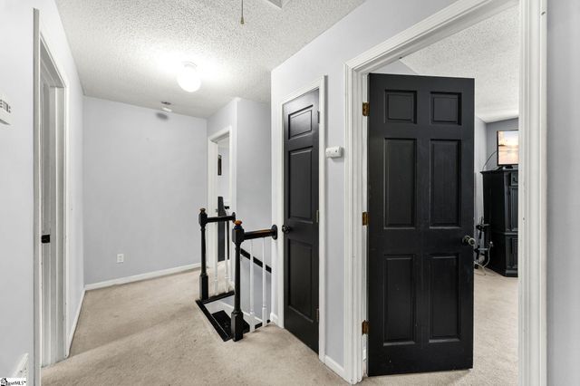 215 Bendingwood Circle, Taylors, SC 29687