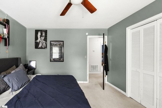 215 Bendingwood Circle, Taylors, SC 29687