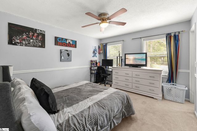 215 Bendingwood Circle, Taylors, SC 29687