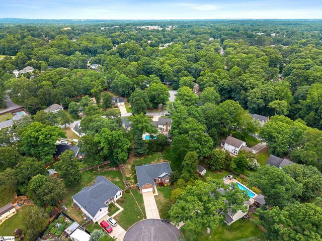 215 Bendingwood Circle, Taylors, SC 29687