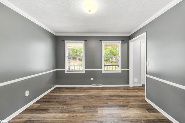 215 Bendingwood Circle, Taylors, SC 29687