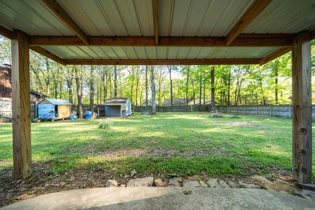 27 White Oak Drive, Conway, AR 72034