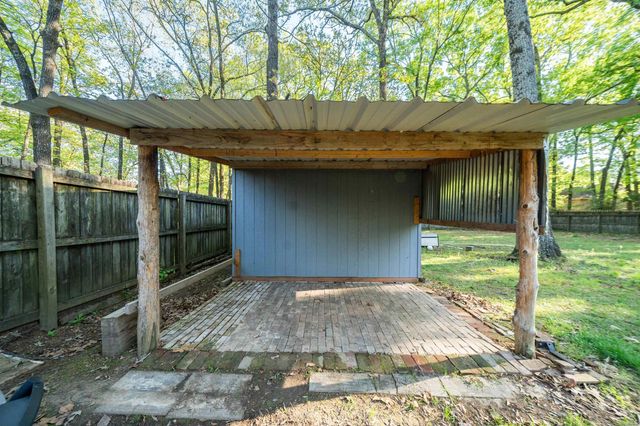 27 White Oak Drive, Conway, AR 72034