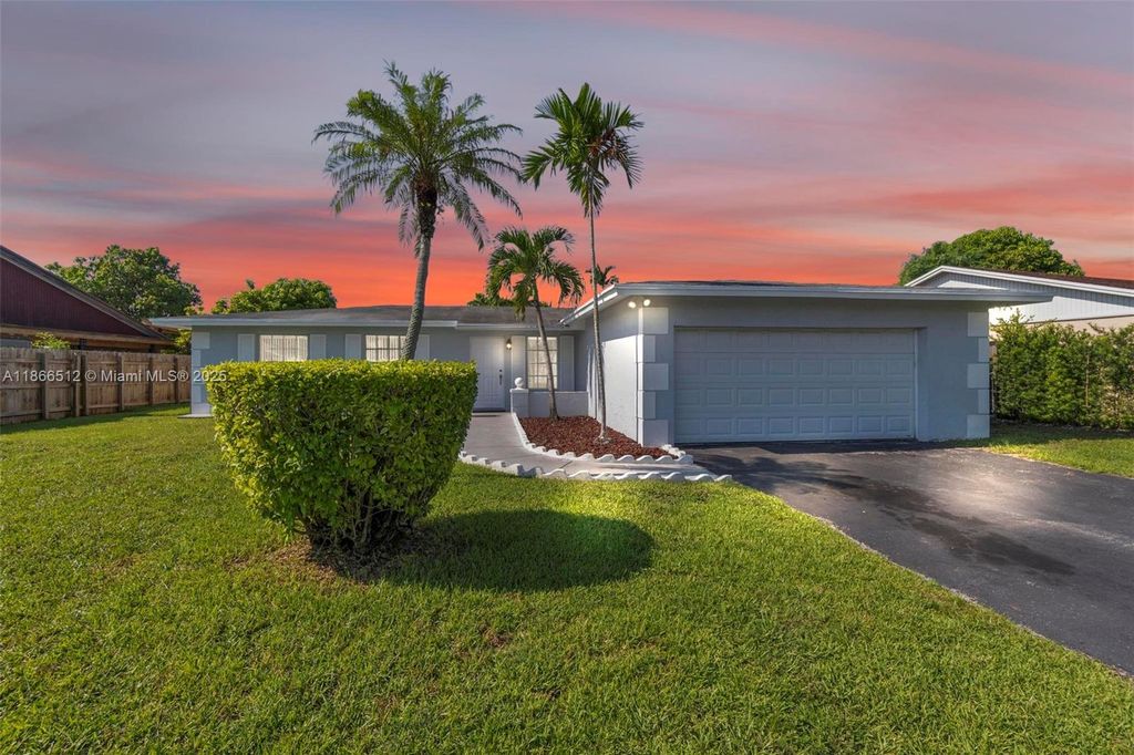 13440 SW 81st St, Miami, FL 33183
