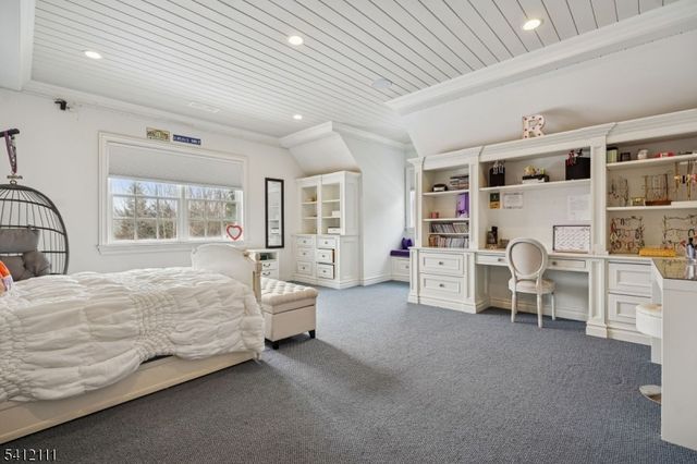 89 Mosle Rd, Peapack Gladstone Boro, NJ 07931