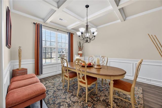 136 Delwood Drive, Mcdonough, GA 30252