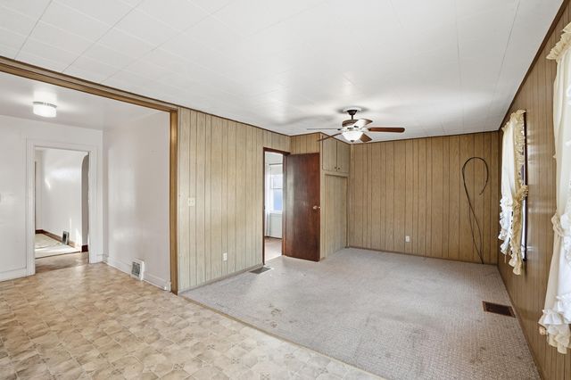 624 N West Street, Crown Point, IN 46307