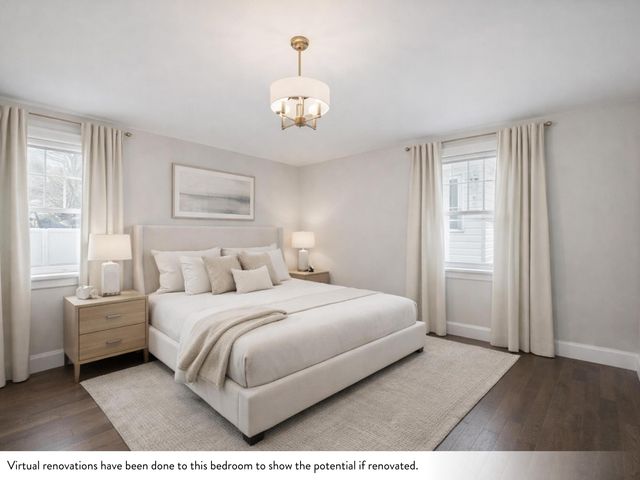 624 N West Street, Crown Point, IN 46307