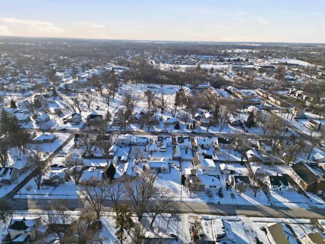 624 N West Street, Crown Point, IN 46307