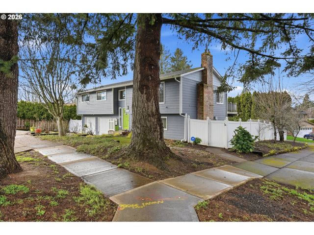 3895 Se PELTON Ave, Troutdale, OR 97060