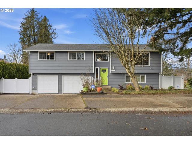 3895 Se PELTON Ave, Troutdale, OR 97060