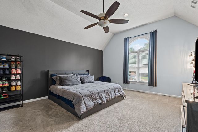 8417 W ASKERSUND CV, Memphis, TN 38018