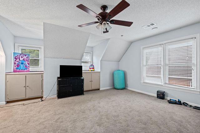 8417 W ASKERSUND CV, Memphis, TN 38018