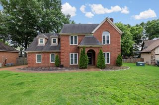8417 W ASKERSUND CV, Memphis, TN 38018