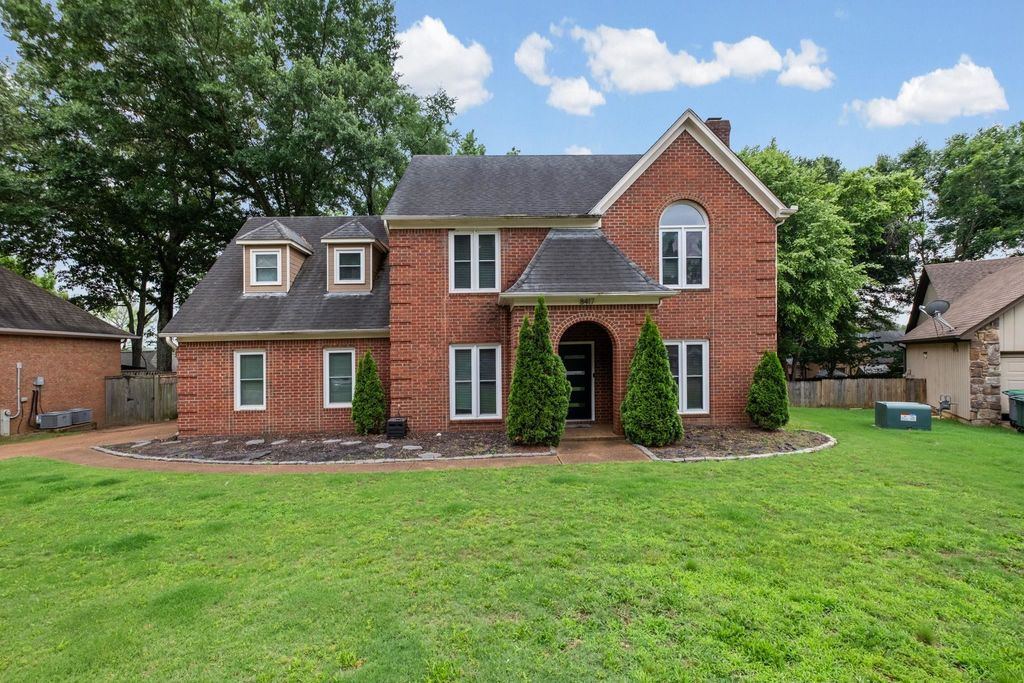 8417 W ASKERSUND CV, Memphis, TN 38018