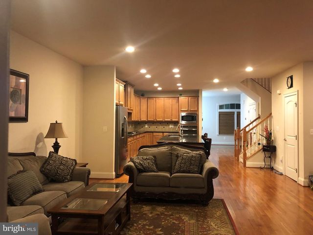 44388 FOXTHOM TER, Ashburn, VA 20147