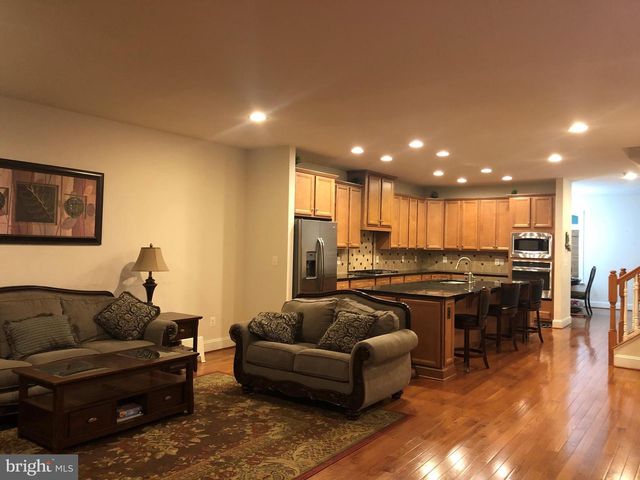 44388 FOXTHOM TER, Ashburn, VA 20147