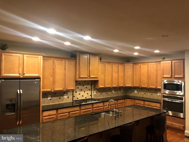 44388 FOXTHOM TER, Ashburn, VA 20147