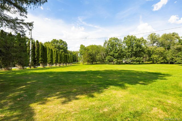 89 Deer Pond Road, Verbank, NY 12585