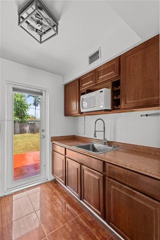 4641 SW 99th Ct, Miami, FL 33165