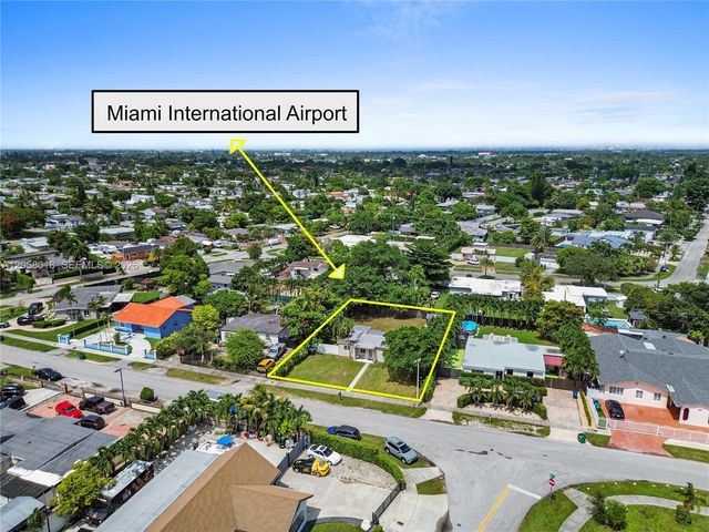4641 SW 99th Ct, Miami, FL 33165