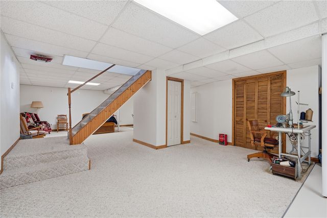 3766 Greens Grove Road, Center Point, IA 52213