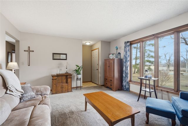 3766 Greens Grove Road, Center Point, IA 52213