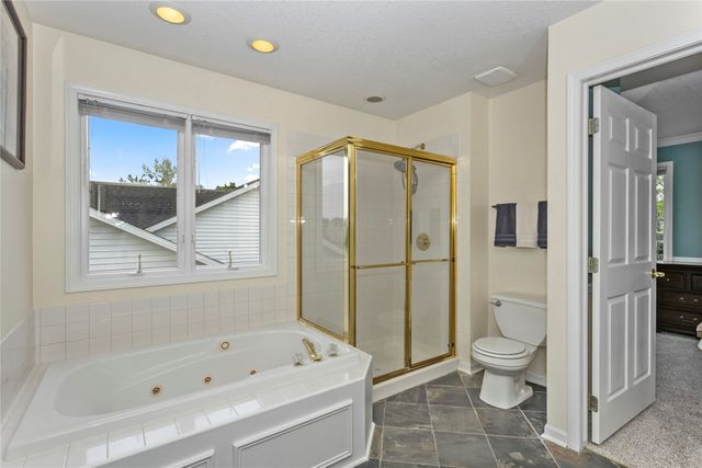 5961 Wistful Vista Drive, West Des Moines, IA 50266