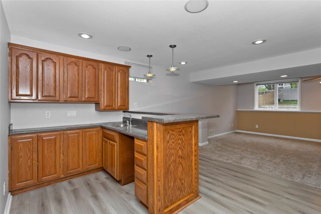 5961 Wistful Vista Drive, West Des Moines, IA 50266