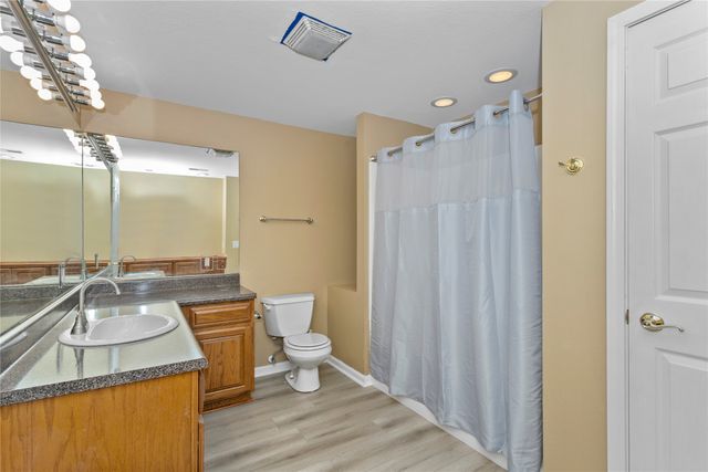 5961 Wistful Vista Drive, West Des Moines, IA 50266