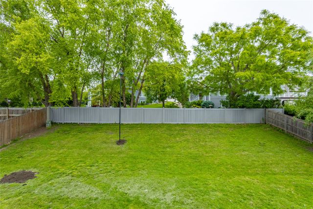 5961 Wistful Vista Drive, West Des Moines, IA 50266