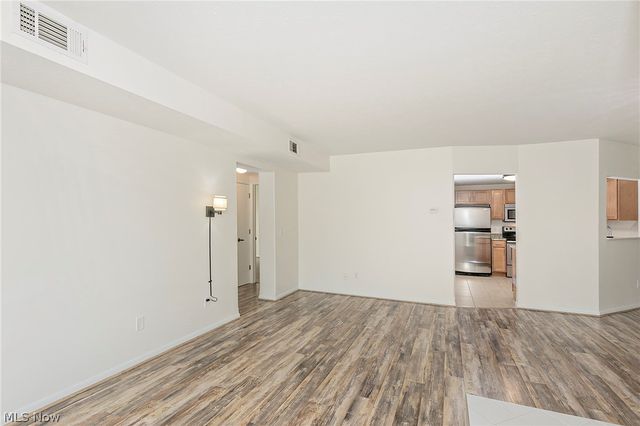26101 Village Lane 107, Beachwood, OH 44122
