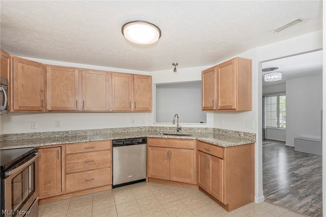 26101 Village Lane 107, Beachwood, OH 44122