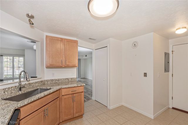 26101 Village Lane 107, Beachwood, OH 44122