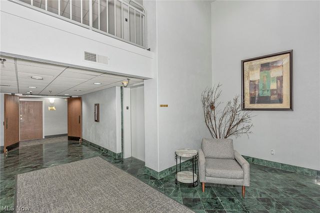 26101 Village Lane 107, Beachwood, OH 44122