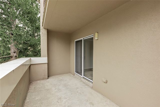 26101 Village Lane 107, Beachwood, OH 44122
