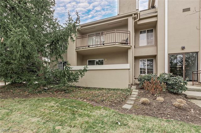 26101 Village Lane 107, Beachwood, OH 44122